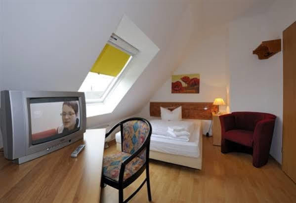 Rhein Neckar Hotel City Airport City Airport Mannheim Exterior foto